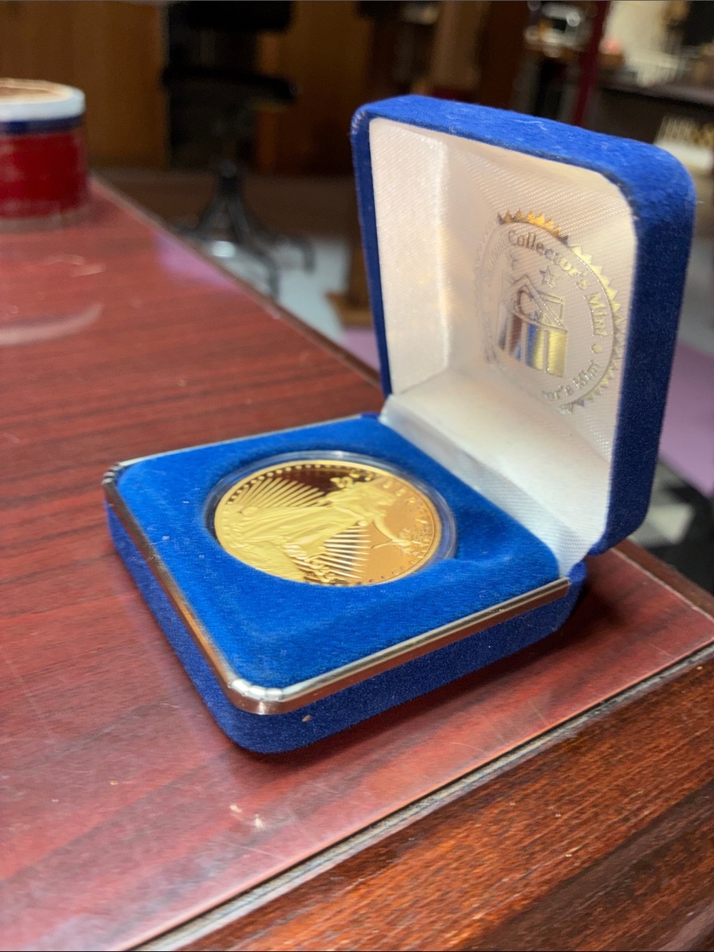 Gold Tone Commemorative Eagle Coin in Blue Display Case - Picture 5 of 8